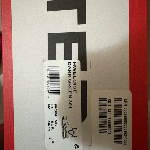 Hunter Olive and Black Ankle Boots - Picture 6 of 7